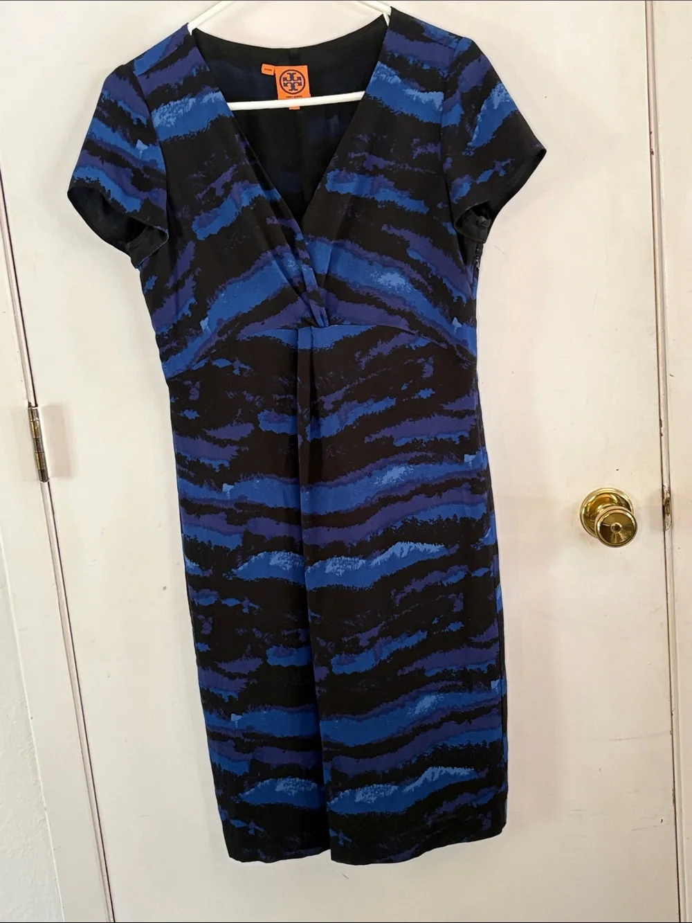 Tory Burch Kaoy Landscape black blue purple silk short sleeve dress Size 8